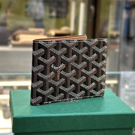 goyard wallet with keychaiun